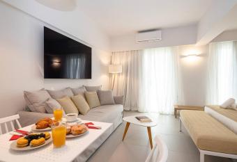 Electra Luxury Apartment at the Heraklion Center has Balcony rooms