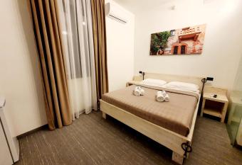 Camere Fiera Verona - CasaNostra has Balcony rooms