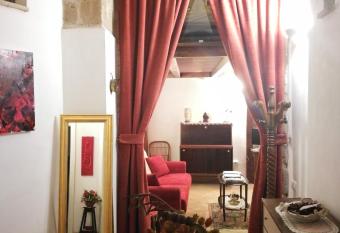 Appartamento La Loggia has Balcony rooms