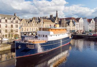 Ocean Mist Leith allows 18 year olds to book a room