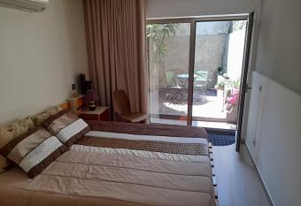 Casa da Nau allows 18 year olds to book a room