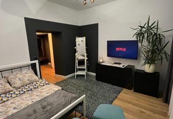 Przytulny Apartament w Centrum has Balcony rooms