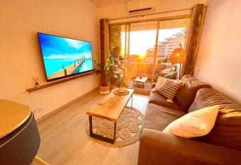 Cocon boh  me has Balcony rooms