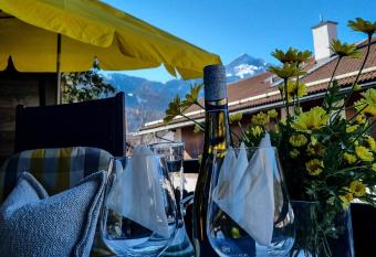 Bergidyll allows 18 year olds to book a room