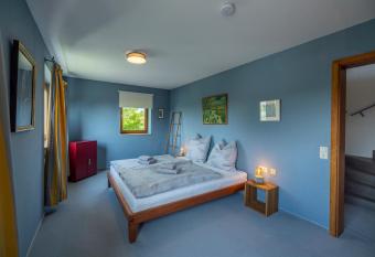 Im Josenhaus has Balcony rooms