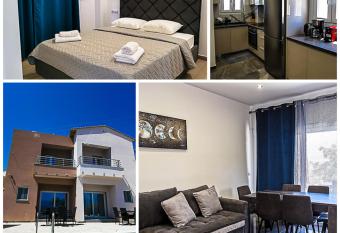 Golden Days villas has Balcony rooms