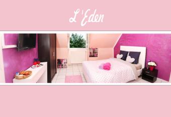 L Eden Spa Orly A  roport has Balcony rooms