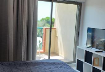                                                                          allows 18 year olds to book a room