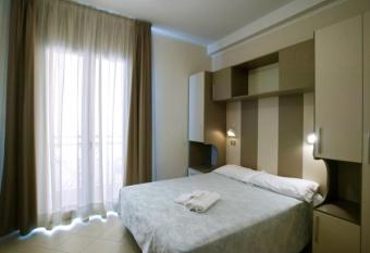 HOTEL 2000 SWEET COMFORT *** GATTEO MARE has Balcony rooms