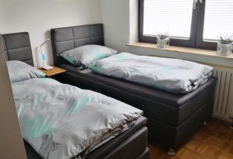 Apartment Lieblingsort allows 18 year olds to book a room