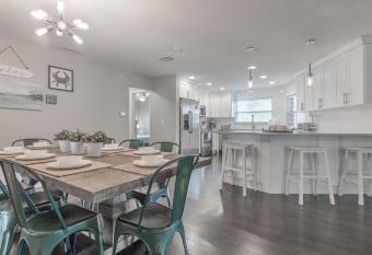 Seminole Resort Style Heated Pool Home has Balcony rooms