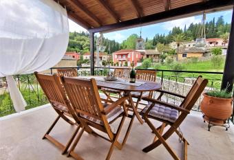 Denias Home has Balcony rooms