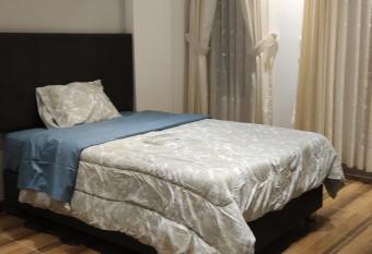 MI CASA BLANCA has Balcony rooms