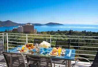 Villa Panorama has Balcony rooms