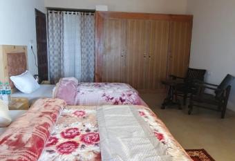 Him Monal Homestay has Balcony rooms