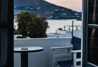 Vista Mare has Balcony rooms