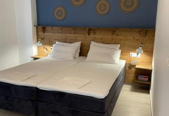 Gennadi Beach Apartments has Balcony rooms