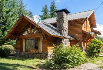 La Casa de Villa has Balcony rooms