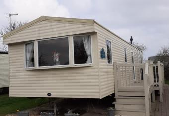 Northfield 263 has Balcony rooms