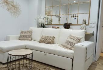 AnaSan Nuevo playa allows 18 year olds to book a room