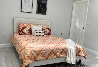 Villabella allows 18 year olds to book a room