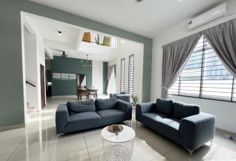 Desaru-saru Villas has Balcony rooms