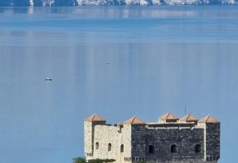 Two stars - Villa Sunce has Balcony rooms