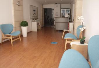 Attic City Apartments has Balcony rooms