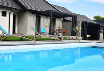 Kerekerd   Apartmanok has Balcony rooms