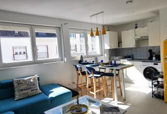 Bulle Marine has Balcony rooms