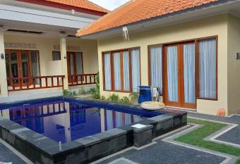 Pandawa Beach Homestay has Balcony rooms