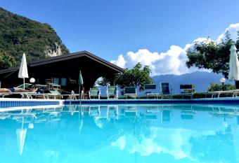 Residence Hotel Montegargnano has Balcony rooms