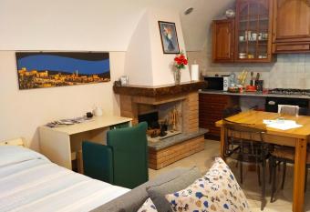 Casa sul Dosso has Balcony rooms