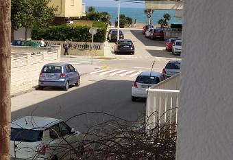 Apartamento cerca de la playa has Balcony rooms