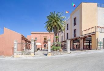 Villa Zina Family Resort has Balcony rooms