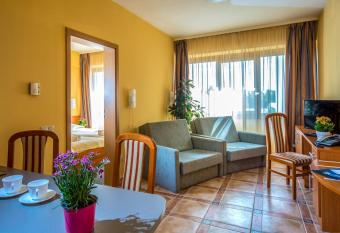 Duna Hotel has Balcony rooms