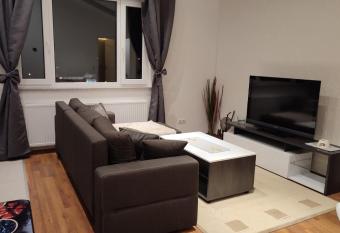 Apartman Lena has Balcony rooms