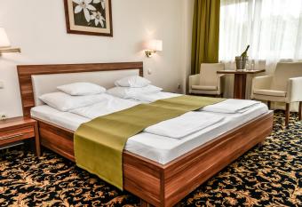 Simbad Hotel & Bar has Balcony rooms