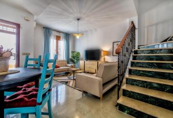 Panoramic Barrera9 Rural&House&Cordoba has Balcony rooms