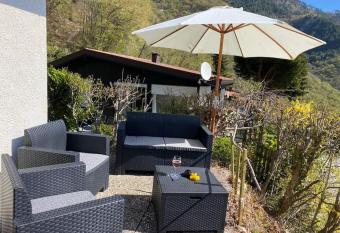 Italy Bungalow Gardalake Tignale. Sunclass has Balcony rooms