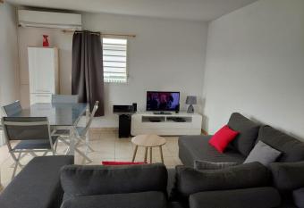 CAMOMILLE allows 18 year olds to book a room