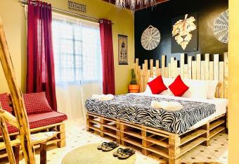 Serengeti Villa has Balcony rooms