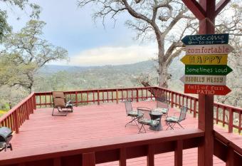 Canyon Vista Rock House has Balcony rooms