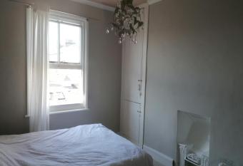 A peaceful double room 2 allows 18 year olds to book a room