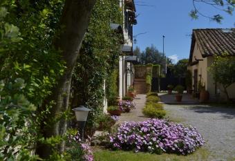 Il Granaio dei Casabella has Balcony rooms