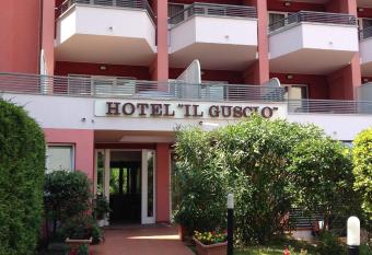 Hotel Il Guscio has Balcony rooms