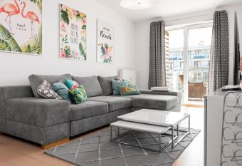 Blue Mare Tropical Polanki Park E208, gara  , rowery has rooms with a private hot tub