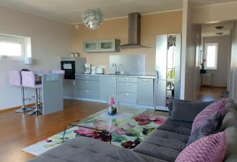 Seaview apartment allows 18 year olds to book a room