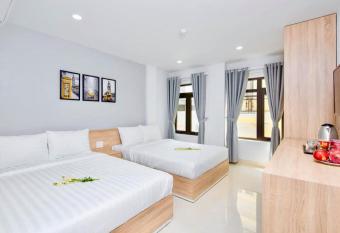 Luna House Danang has Balcony rooms