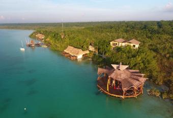Akalki Hotel y Centro Holistico has Balcony rooms